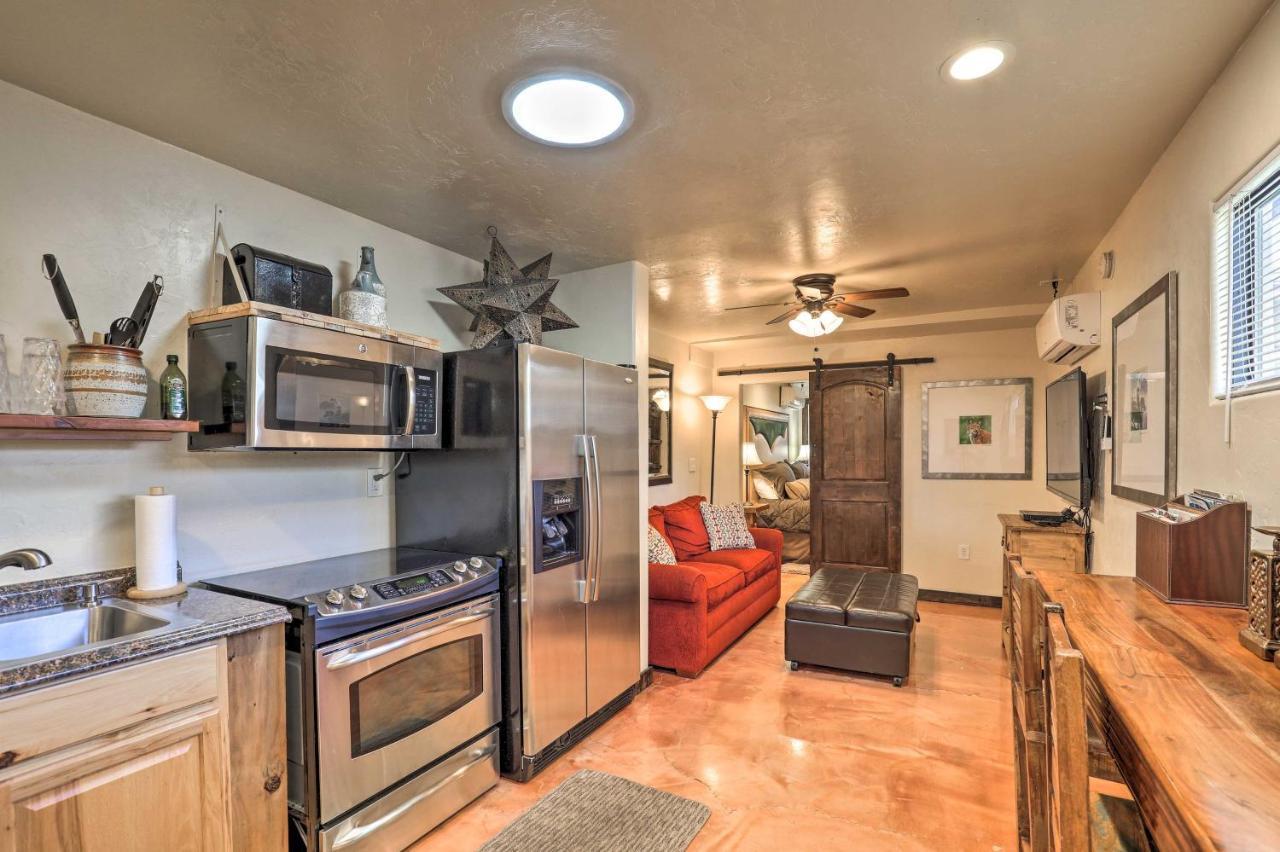 Pet-Friendly Tucson Casita Shared Hot Tub And Porch Villa Екстериор снимка